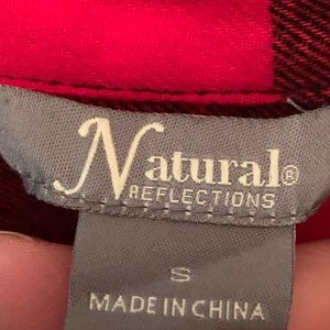 Black and red plaid night gown.